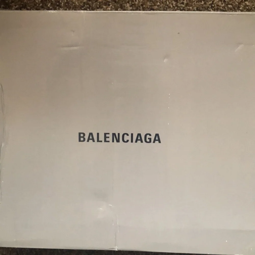 Designer Shoes - Picture 6 of 7